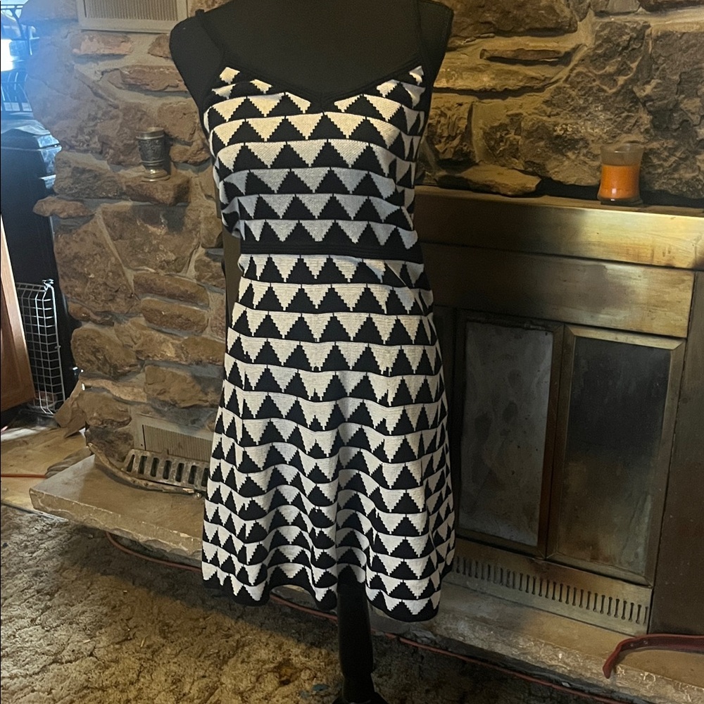 Trina Turk Black and White Triangle Mini Dress